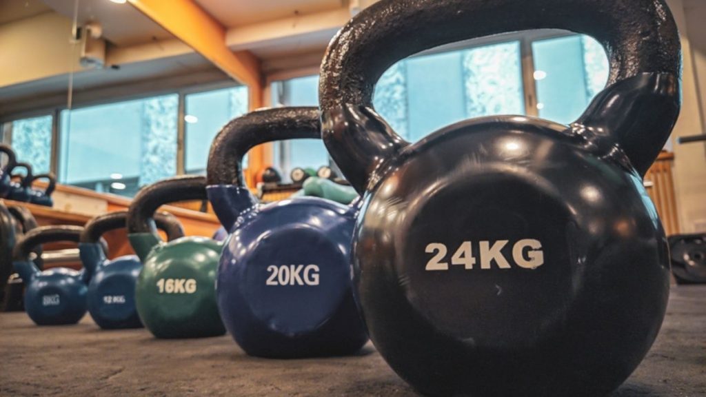 What Weight Kettlebell Should I Buy? Free Muscle Building Tips